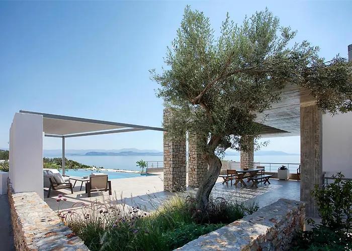 Thymari, A Unique Seafront