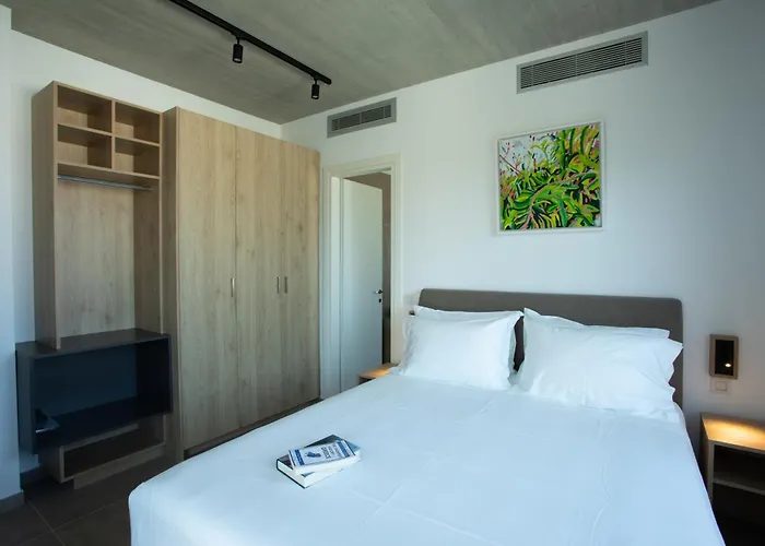 Villa Thymari, A Unique Seafront